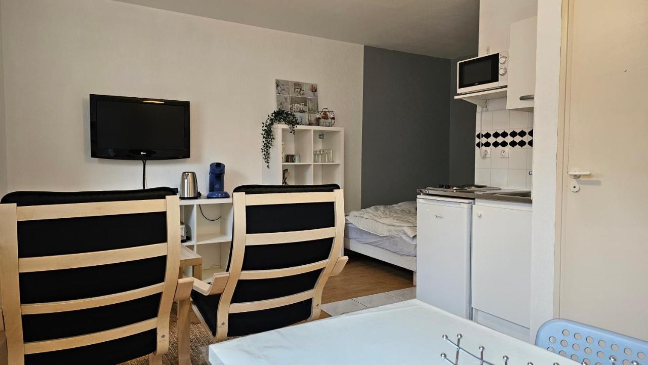 Studio Calme Proche Centre Реймс Экстерьер фото